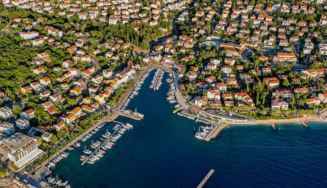 Malinska visoko dronom.jpg