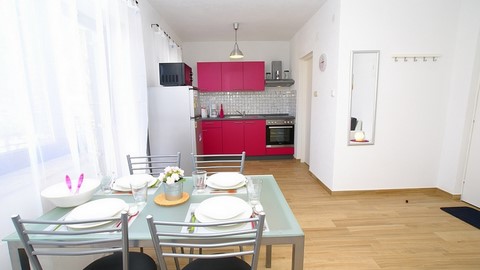 Kuhinja i blagovaona B